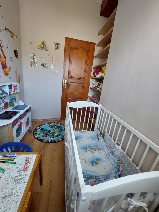 Csaladbarat Vendeglak Szegedi Maganszallashely 9 Fo Reszere, Nagycsaladok Es Barati Tarsasagok Reszere Exterior foto
